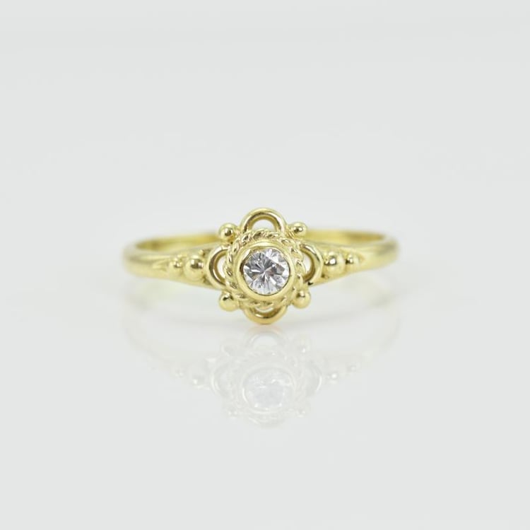 Zlatý prsteň s diamantom 14675