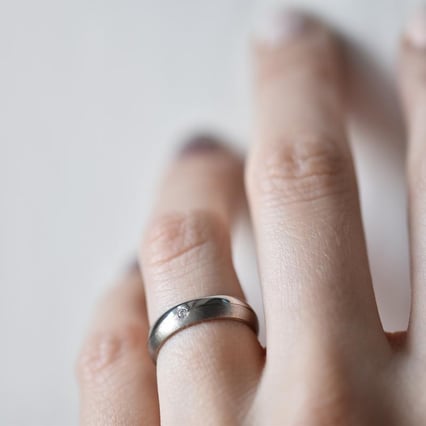 Zlaté svadobné obrúčky s diamantom Temy