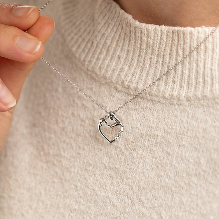 Prívesok matka a dieťa s diamantmi Remy 138636