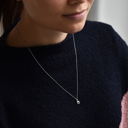 Strieborný akvamarínový prívesok s lab-grown diamantmi Merritt