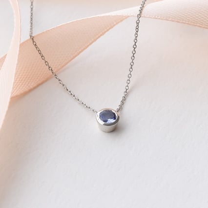 Strieborný náhrdelník s tanzanitom Hadley