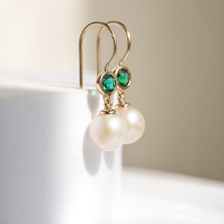 Zlaté perlové náušnice s lab-grown smaragdy Truett 143912