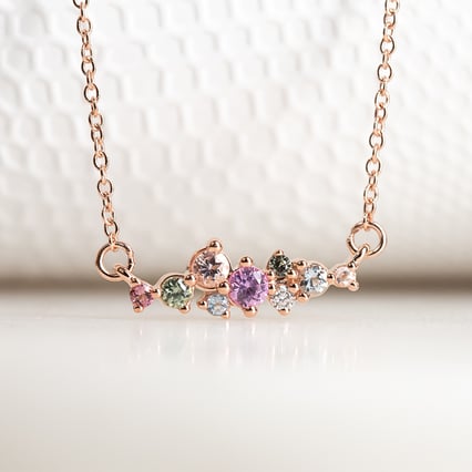 Cluster náhrdelník s drahokamami Beck