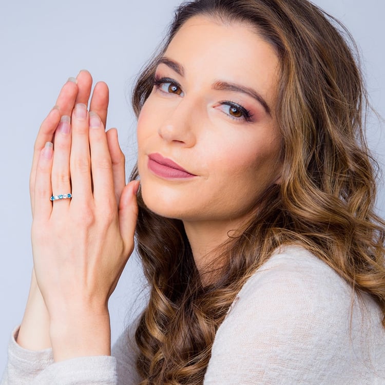 Strieborný prsteň s topásmi 31413