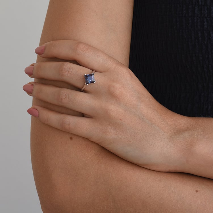 Zlatý prsteň s princess alexandritom 72439