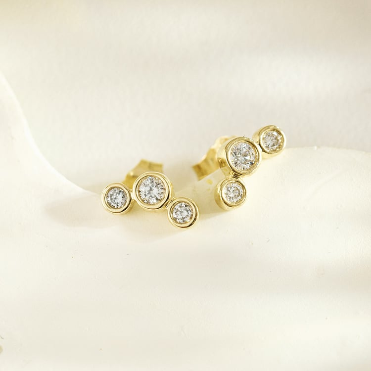 Moderné zlaté náušnice s guľatými lab-grown diamantmi Ebba 162135