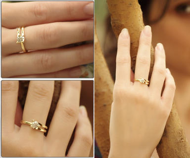 Zánubný prsteň z bieleho zlata s diamantom 4046