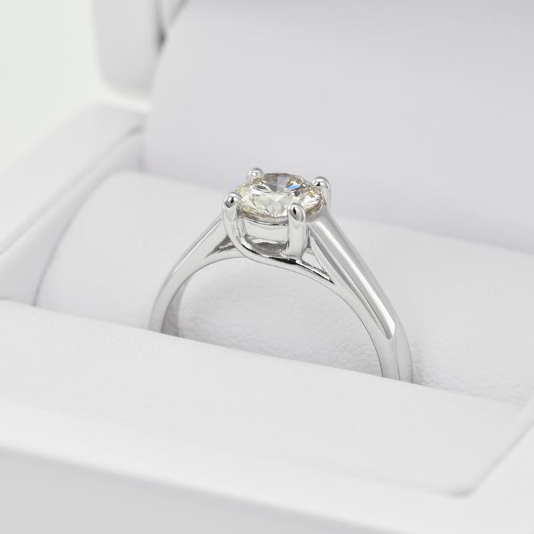 Prsteň z bieleho zlata 20063