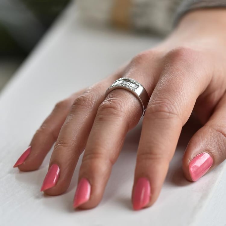 Zlatý prsteň s diamantmi 43512