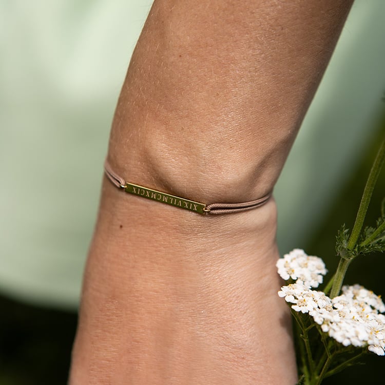 Strieborný povrázkový náramok s gravírom Barr 108785