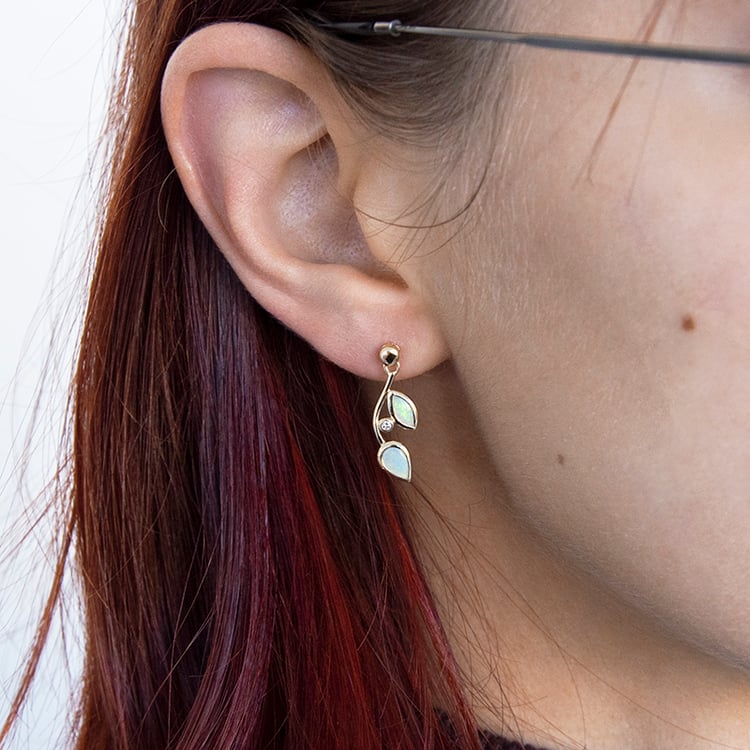 Opálový set šperkov v tvare lístkov s diamantmi Petal 147006