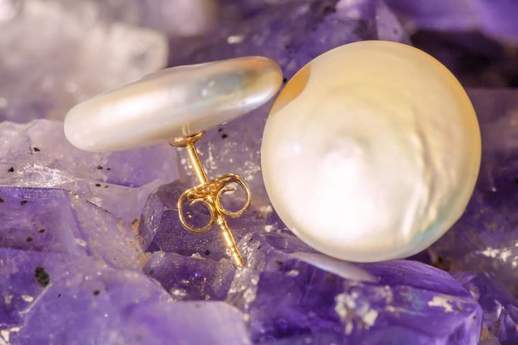 Zlaté náušnice s mincovými perlami Kamina 2893