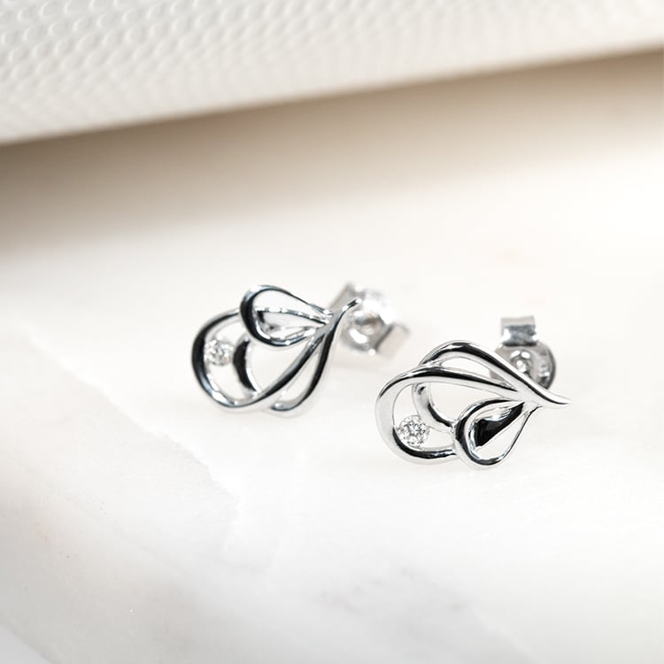 Decentné zlaté náušnice s iskrivými diamantmi Shema 131885