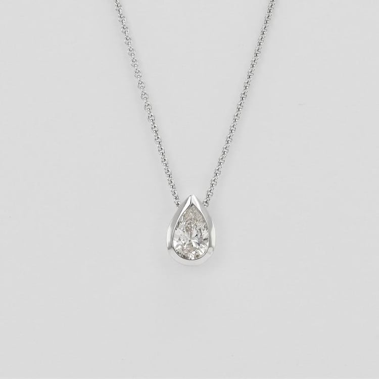 Zlatý náhrdelník s IGI pear certifikovaným diamantom 31915