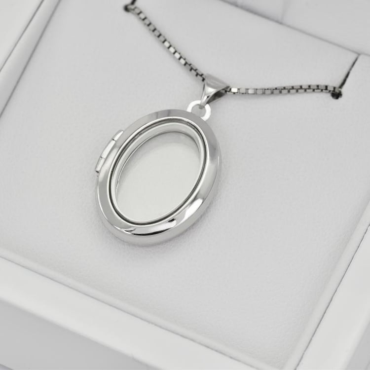 Medailón zo striebra 25930