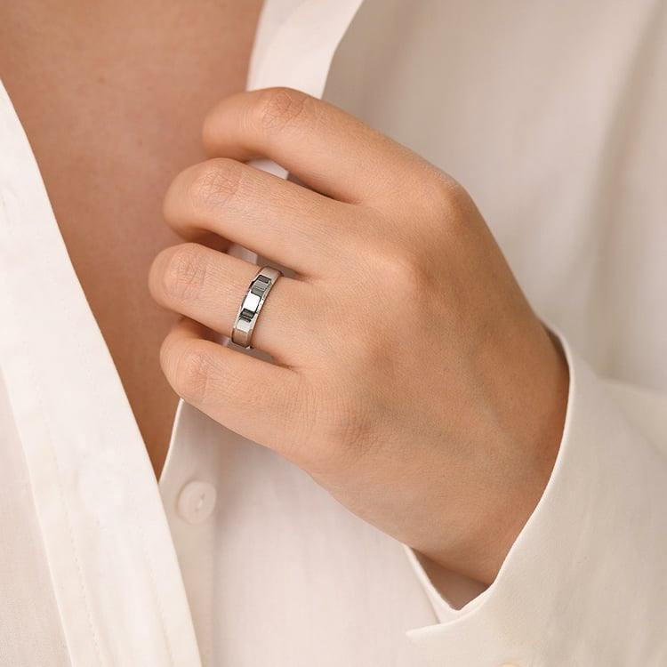 Zlaté minimalistické svadobné obrúčky so skosenými hranami Dariel 156809