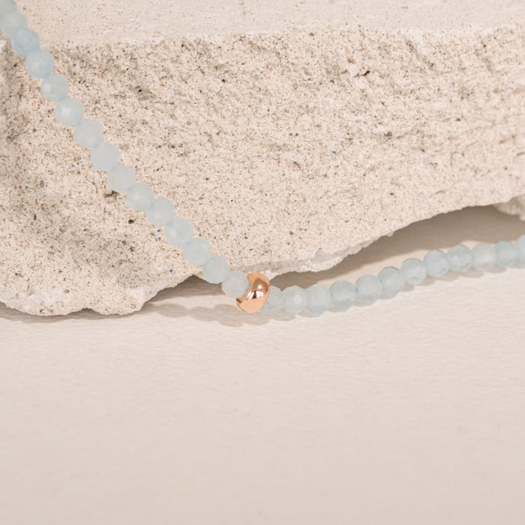 Strieborný náhrdelník s akvamarínovými korálkami Jason 104471