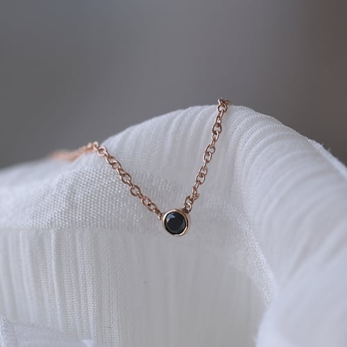 Minimalistický set šperkov s čiernymi diamantmi Jett