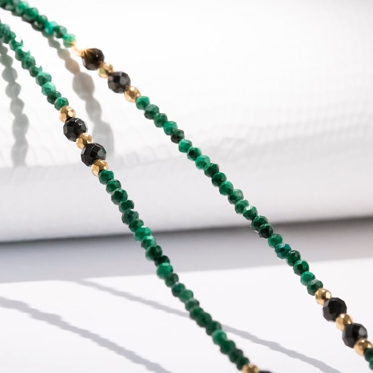 Pozlátený korálkový náhrdelník s malachitmi Anela 115659