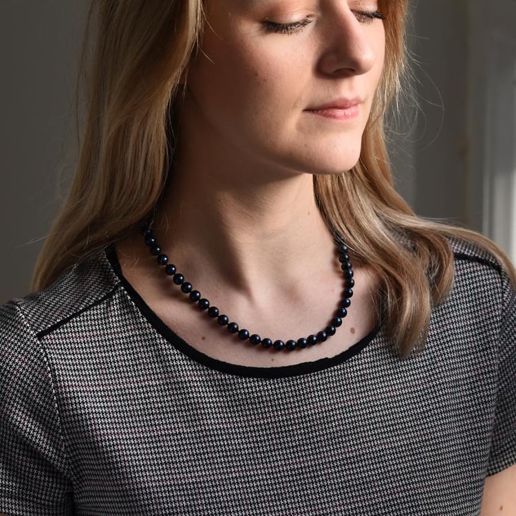 Náhrdelník s čiernými perlami 50899