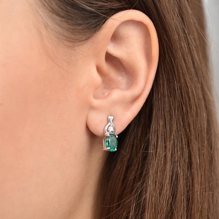 Strieborné náušnice so smaragdami 9442