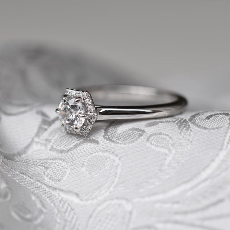 Zásnubný halo prsteň zo zlata 116383