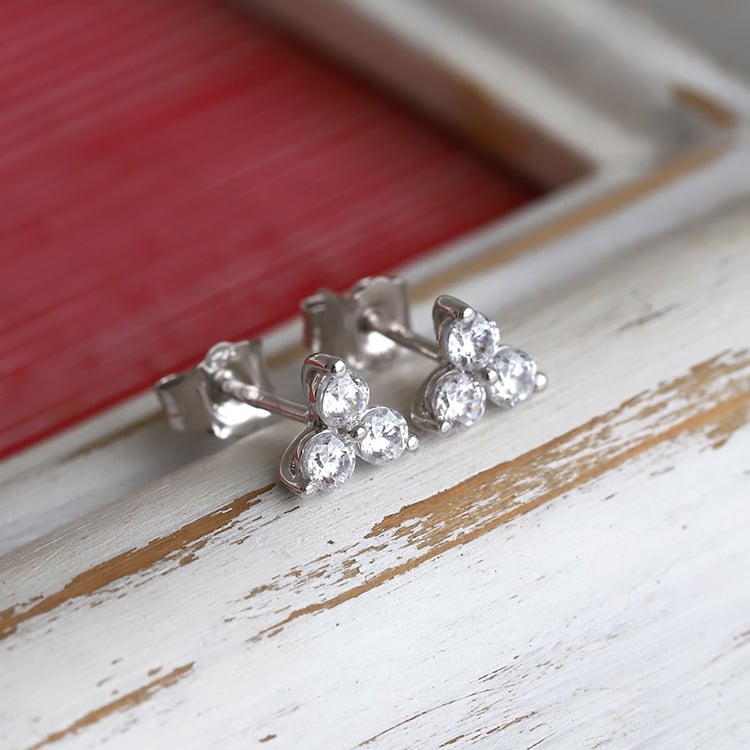 Diamantové náušnice z bieleho zlata 85812