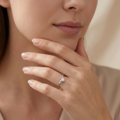 Vlnitý zásnubný prsteň s 0.67ct IGI certifikovaným lab-grown diamantom Mirjana