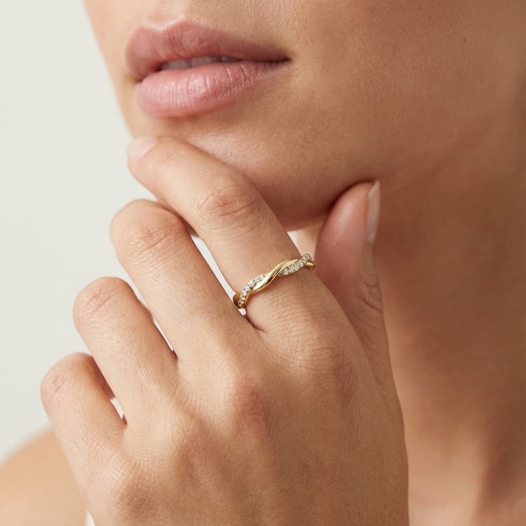 Prepletaný rozvodový prsteň s lab-grown diamantmi Indra 166480