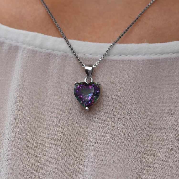 Náhrdelník s quartzom 21754