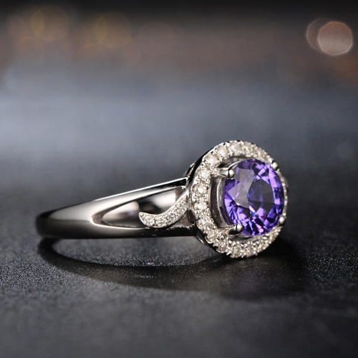 Prsteň s ametystom a diamantmi 9864