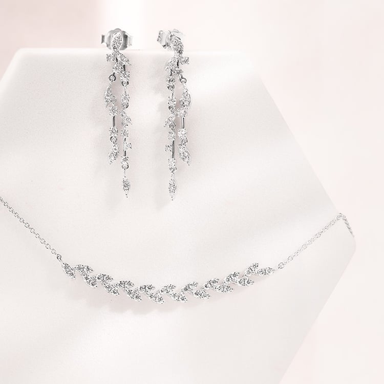 Visiace diamantové náušnice Anhelina 154398