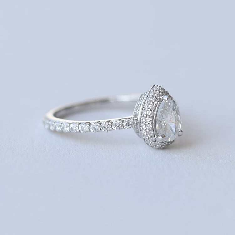 Zásnubný prsteň s diamantmi 61239