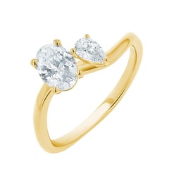 Vlnitý zásnubný prsteň Toi et Moi s pear a oválnym moissanitom Zita