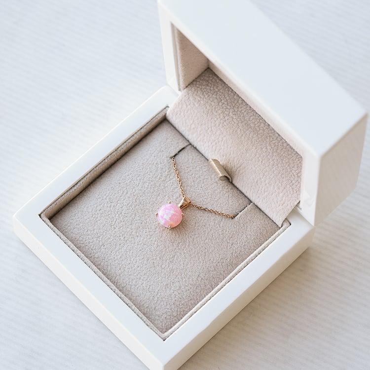 Zlatý prívesok s ružovým opálom Ninna 119574