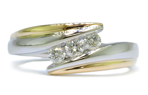 Zlatý zásnubný prsteň 53347