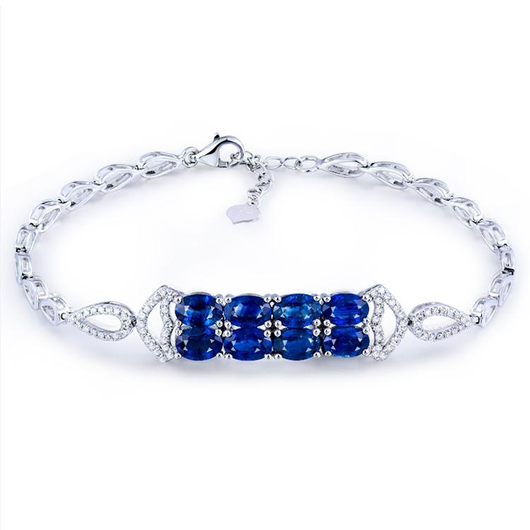 Nadherné zafíry v zlatom náramku Maidah