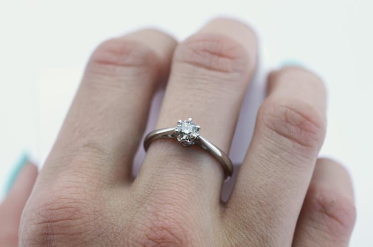 Diamantový prsteň z platiny 10546