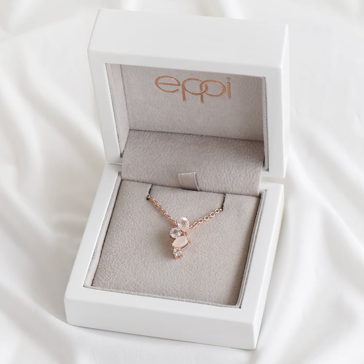 Pozlátený prívesok zo striebra s mesačným kameňom 93479