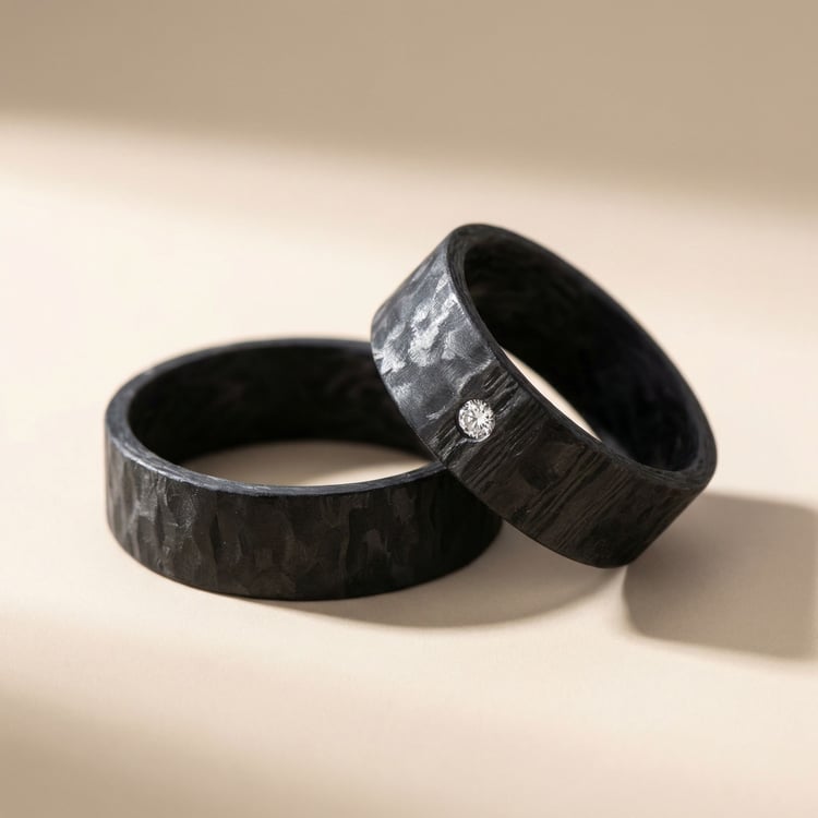 Ploché karbónové svadobné obrúčky s diamantom Jae 166559