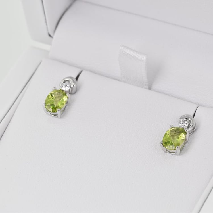 Strieborné náušnice s olivínmi 22410