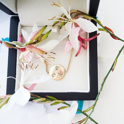 Náramok s graívrom