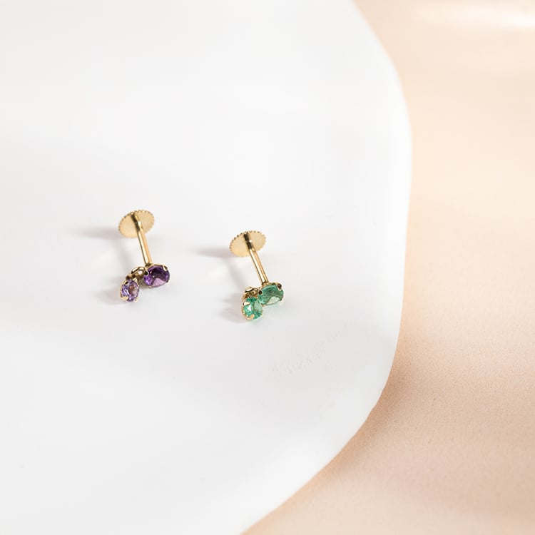 Zlatá piercing náušnice so smaragdami Dyre 149065