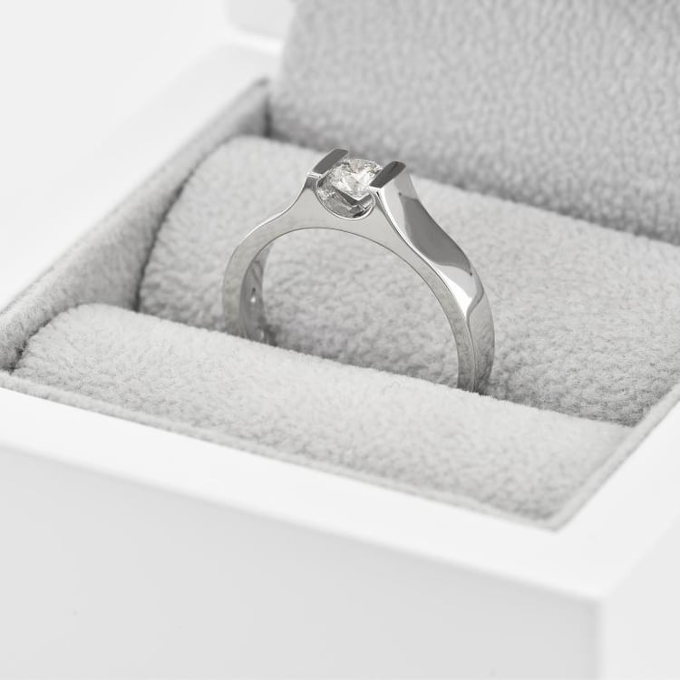 Moissanitový prsteň 38149