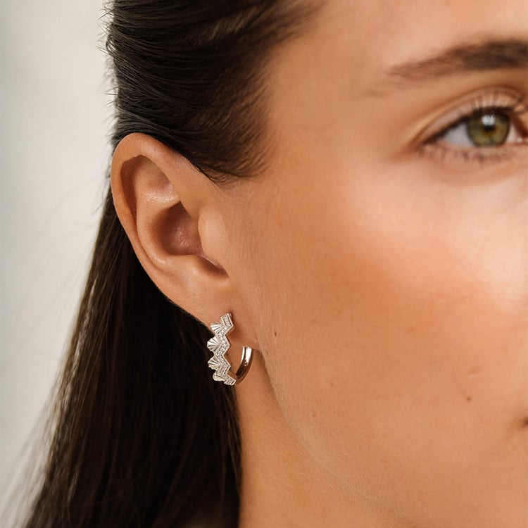 Zlaté neobvyklé kruhové náušnice s lab-grown diamantmi Alva 162725