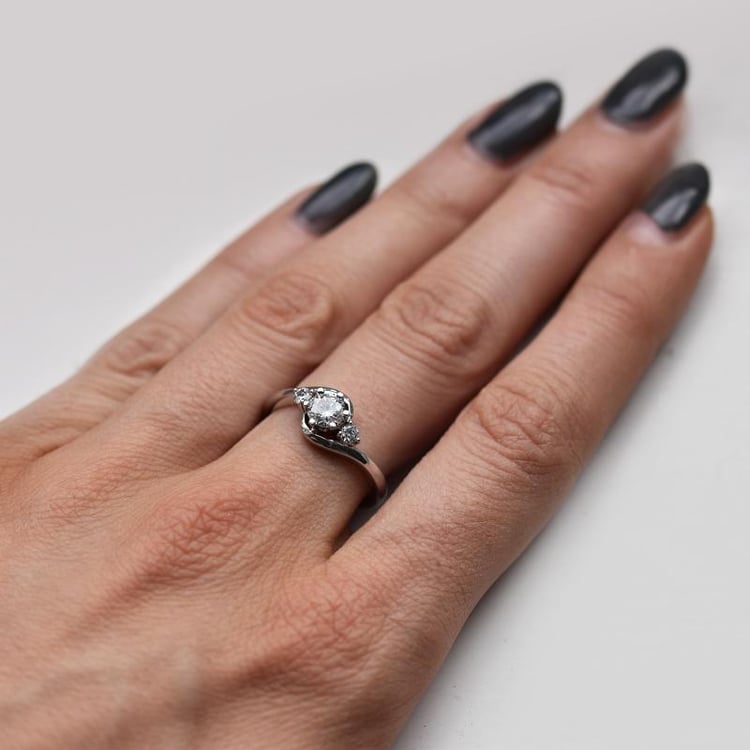 Zásnubný prsteň z platiny 10668