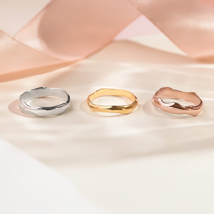 Nepravidelné zlaté svadobné obrúčky 156323