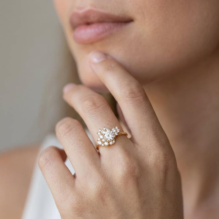 Atypický rozvodový cluster prsteň s lab-grown diamantmi Carter 166090