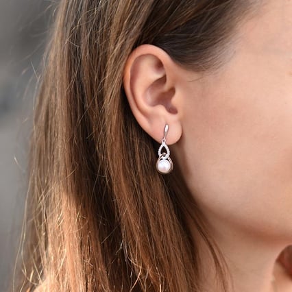 Elegantné perlové náušnice zo striebra Zizu