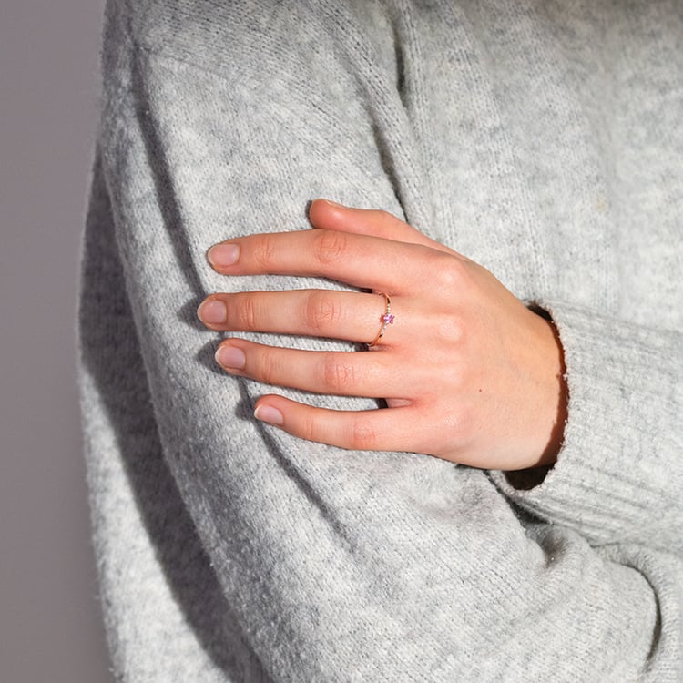 Zásnubný prsteň s ružovým zafírom a diamantmi Mahsa 150250